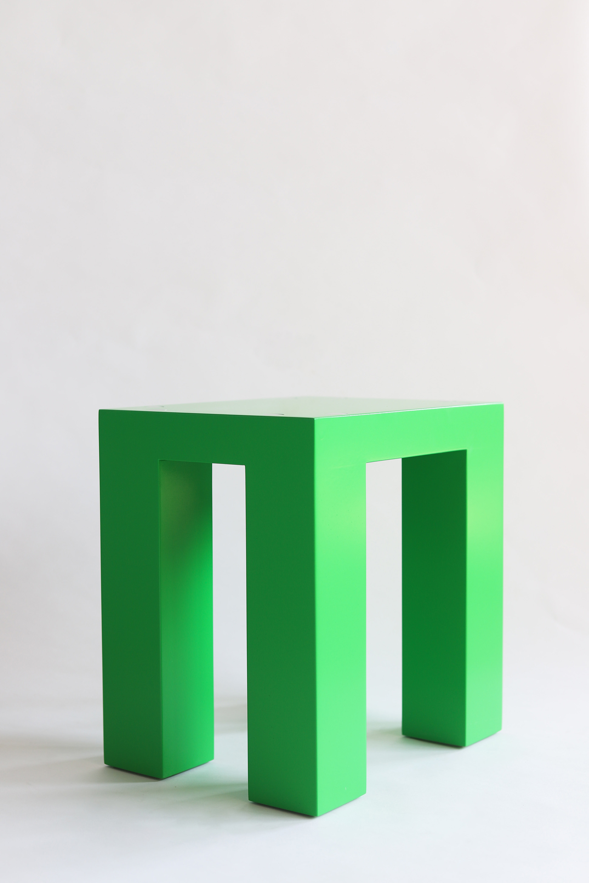 Dice in green.